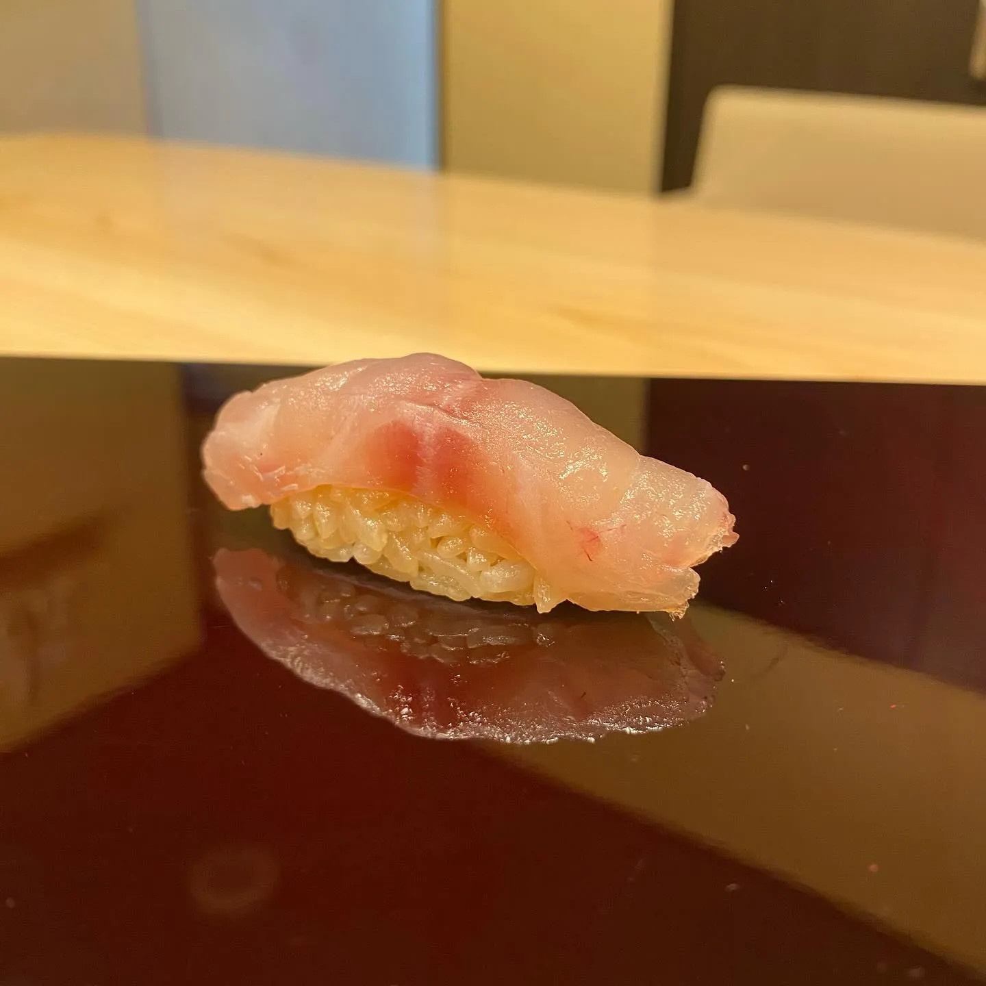 皆さまこんにちは、鮨阿部です🍣