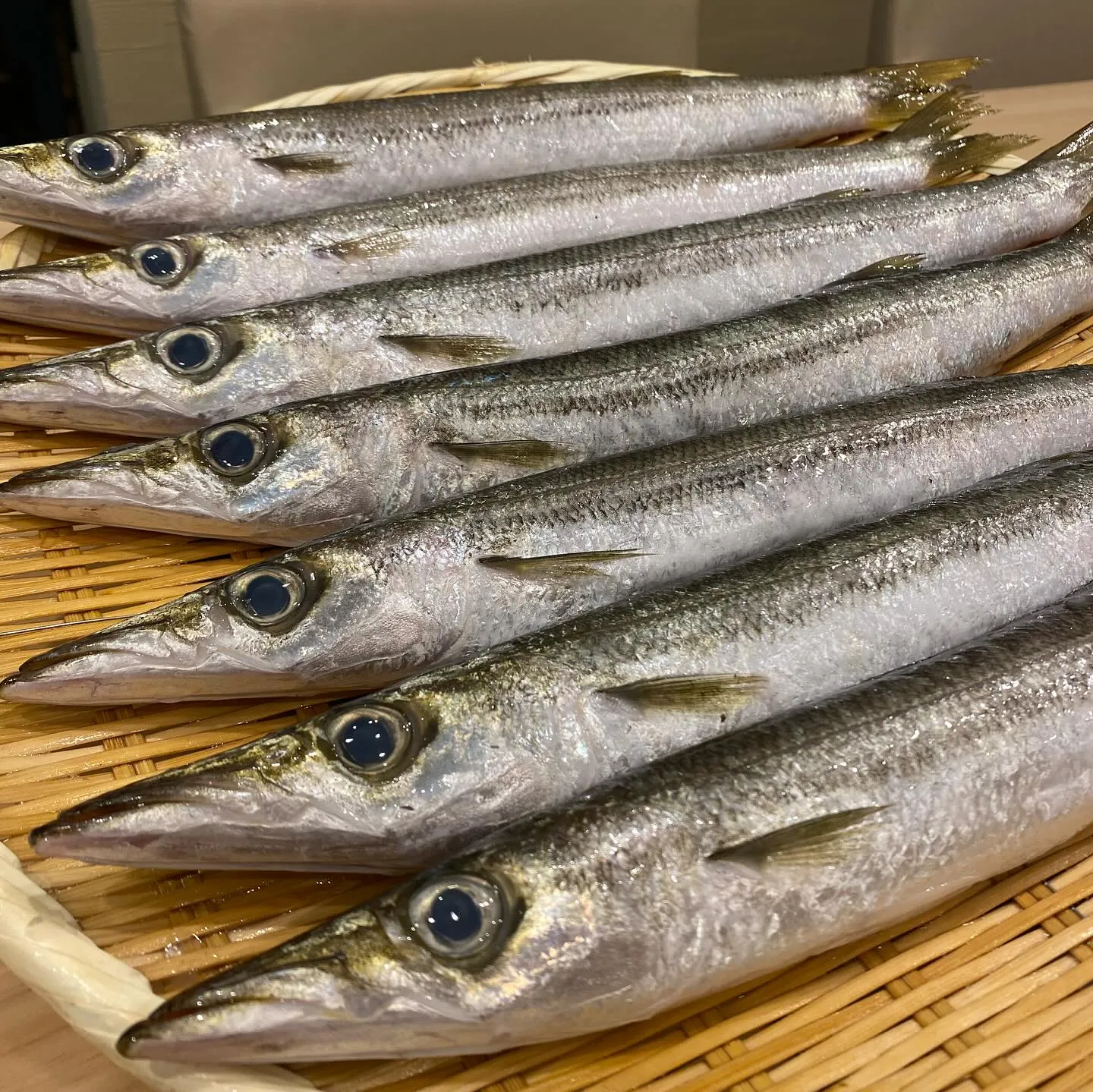 皆様こんにちは😃鮨阿部です🍣