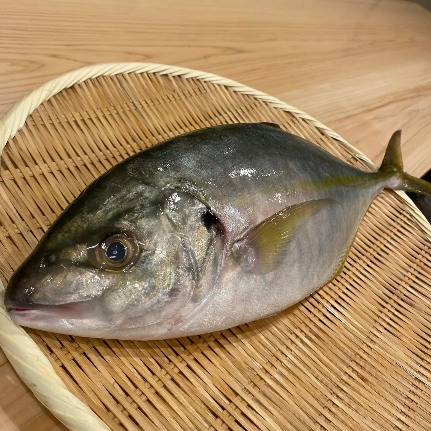 皆様こんにちは😃鮨阿部です🍣